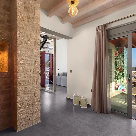 Luxury In Near Sea *