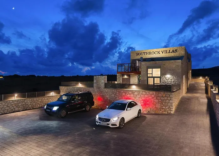 Luxury In Near Sea * Lakhania