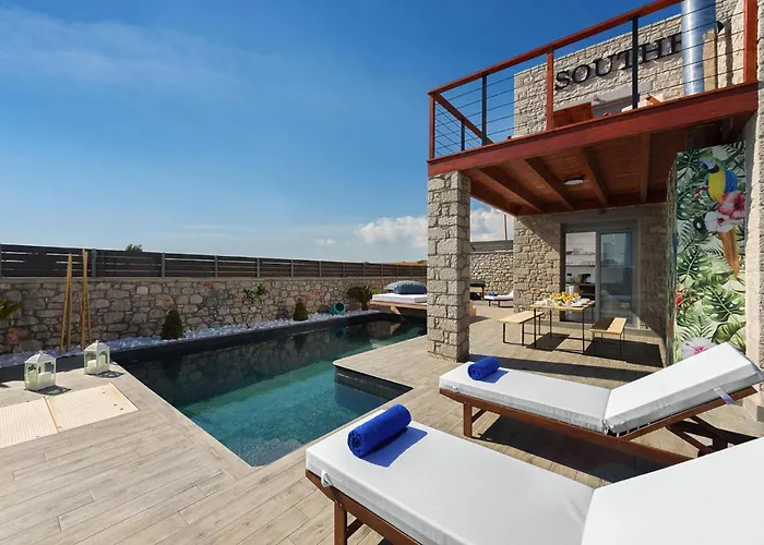 Luxury In Near Sea Villa